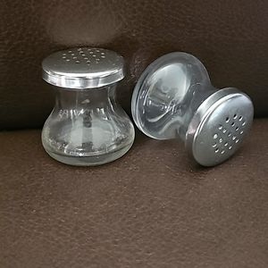 Mini salt pepper shakers